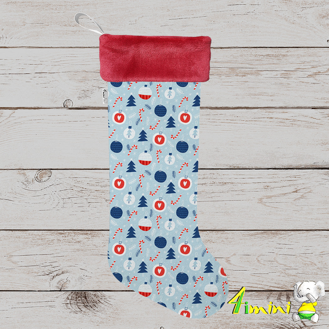 Bas de noël format à cadeau avec bordure rouge, avec le motif de boules de noël, coeur, sapin, canne de bonbon, flocon par 4Timini