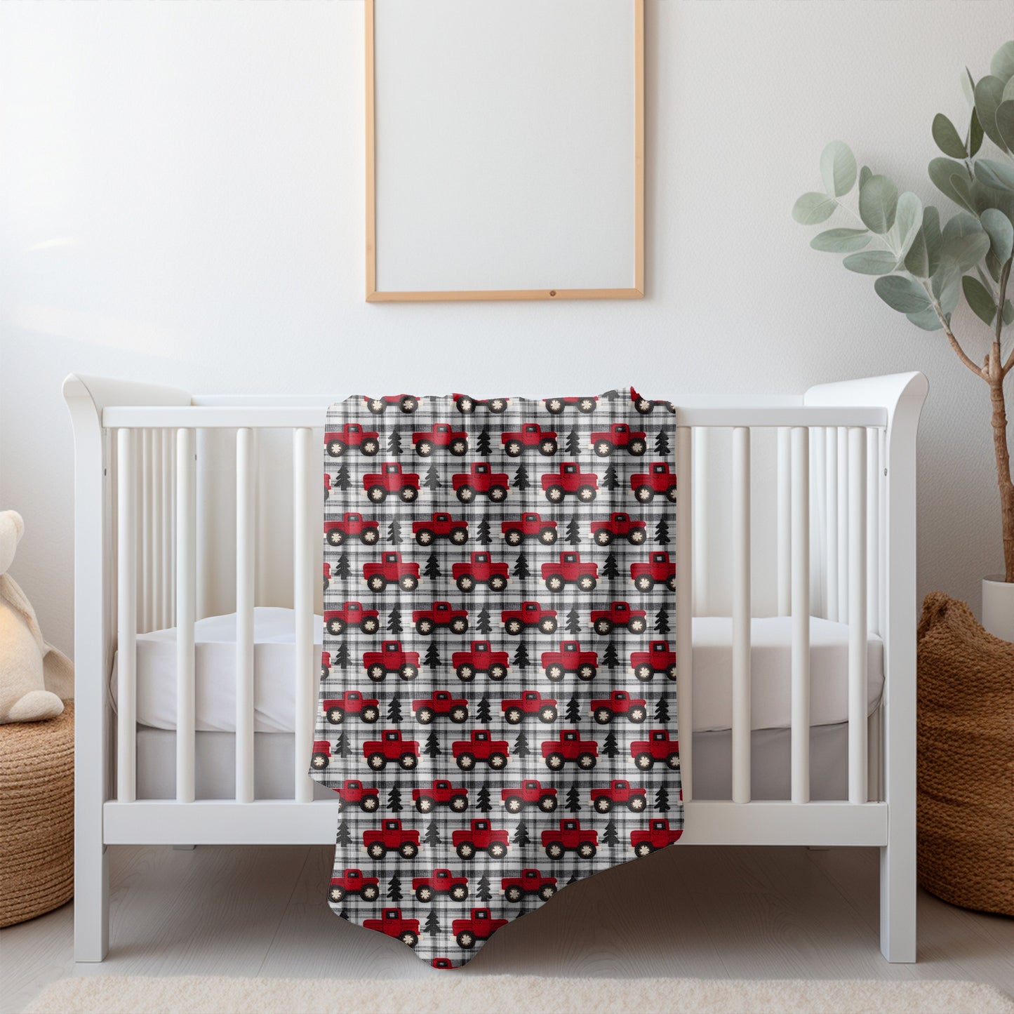 Doudou en minky - Camion rouge brodé