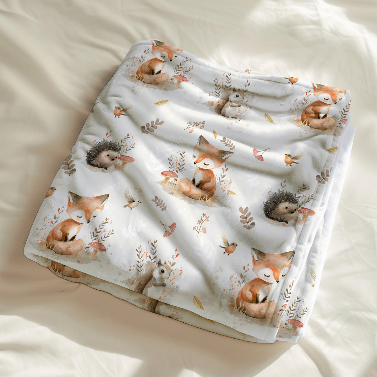 couverture, calinou doudou, doux renard hérisson, écureuil, oiseau, champignon, feuillage