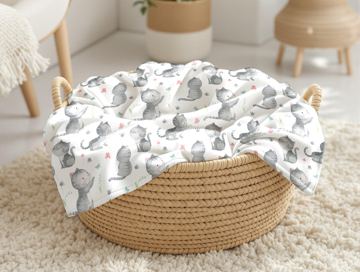 calinou doudou ultra-doudou, couverture avec motif Grisou, chat, chaton, minou, gris, papillon par 4Timini. 