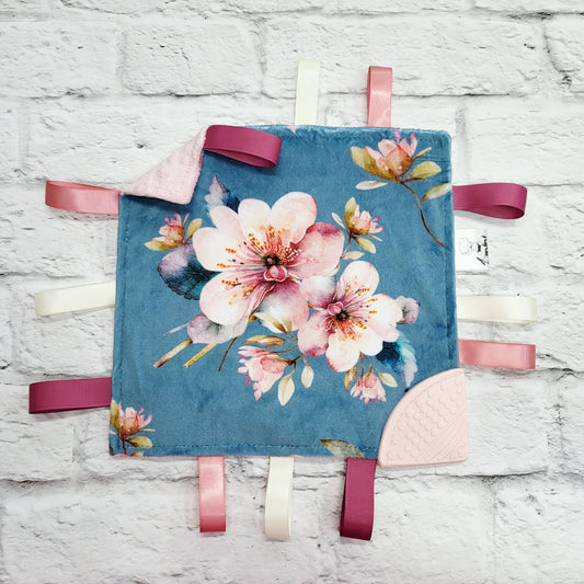 Fleurs de cerisier - Doudou étiquettes craquante avec coin de dentition